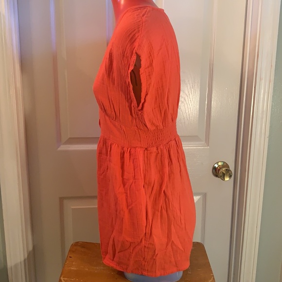 Coral Romper w/ DEEP POCKETS! - Picture 5 of 9